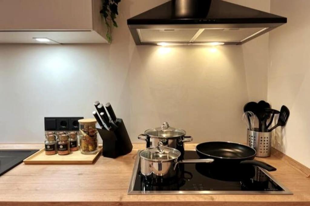 Soul-apartment Terrasse Privat-parkplatz Boxspringbett 55zoll Tv Wlan Lejlighed