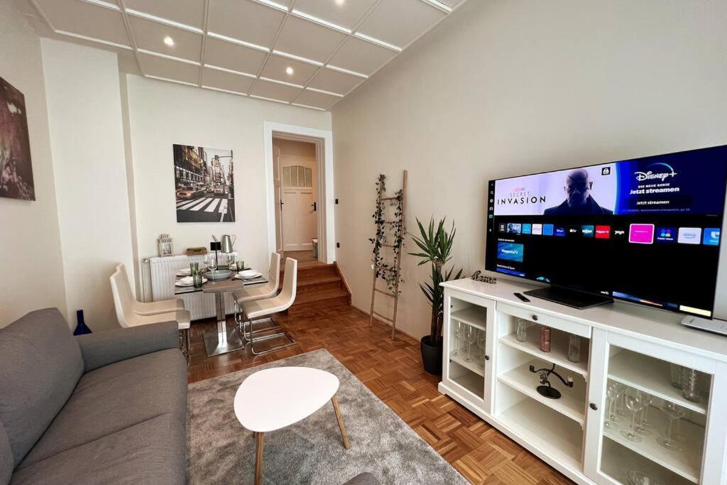 Soul-apartment Terrasse Privat-parkplatz Boxspringbett 55zoll Tv Wlan Lejlighed Leipzig